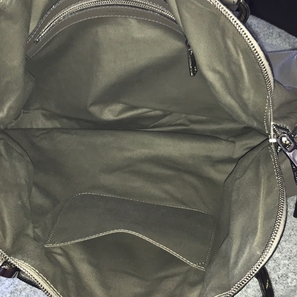 Marc Jacobs Leather Handbag - Picture 6 of 12